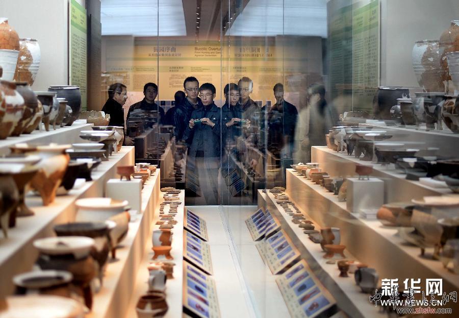 （文化）（1）河南举办南水北调中线工程考古成果展