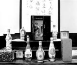 收藏入门：辨别老酒看瓶盖封膜